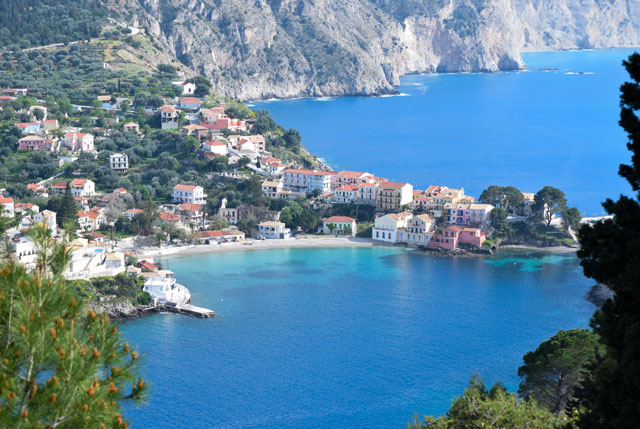 Kremmidas Rent a Car Kefalonia Greece. Kefalonia Car Rental Poros Kefalonia. Kremmidas Rent a Car Kefalonia and Car Hire Kefalonia Greece. Kefalonia Rent a Car in port of Poros, Car Rental Poros Kefalonia